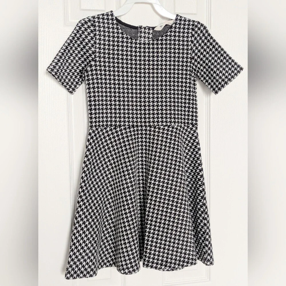 H&M Girls' (Size 6-8) Black & White Short-Sleeve Houndstooth Dress w/Back Zipper